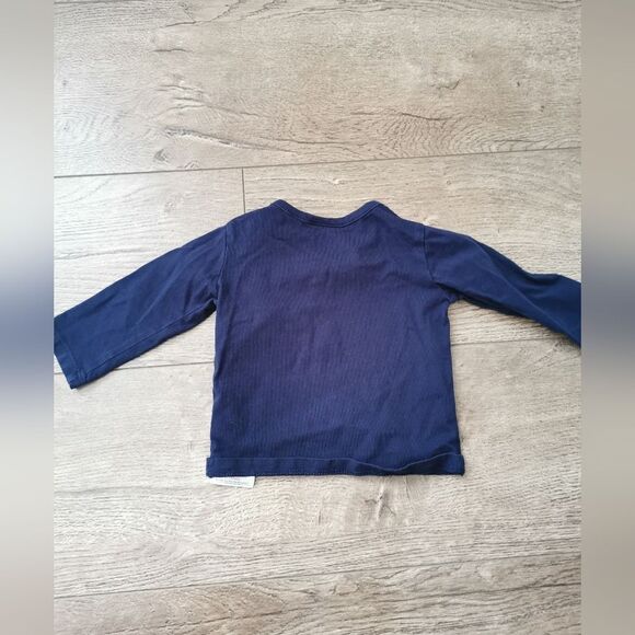 3/$10 Mexx Long sleeve t-shirt size 6-9 m - Picture 2 of 5